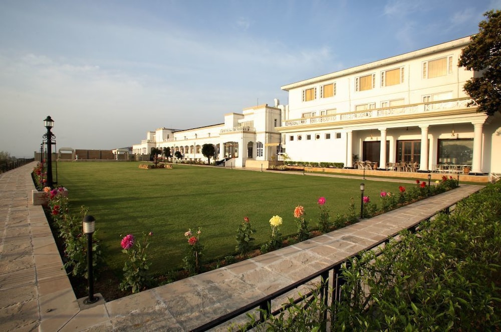 Hari Niwas Palace