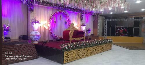 Hotel Clark Inn Kaushambi