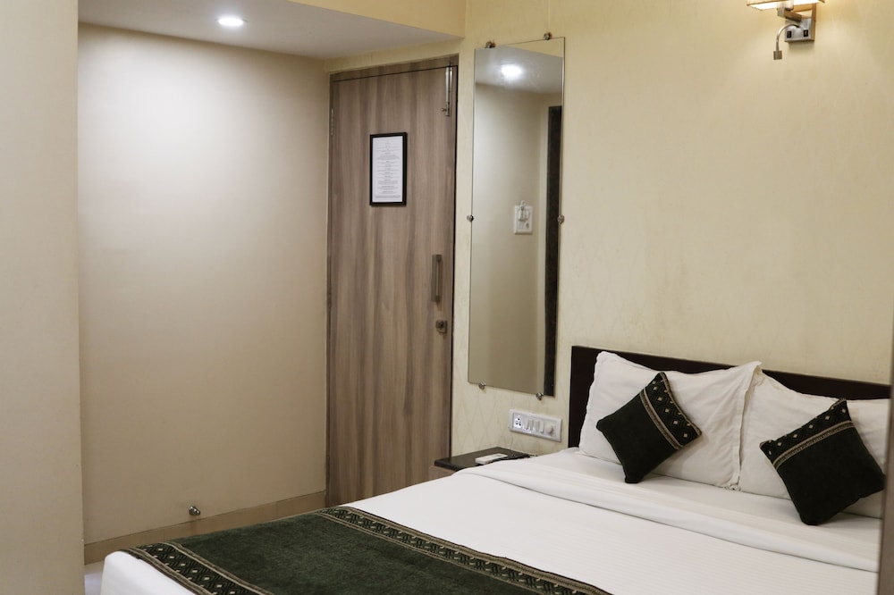 THE MYRIAD Business Hotel