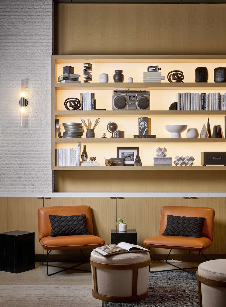 The Sound Hotel Seattle Belltown, Tapestry Collection by Hilton