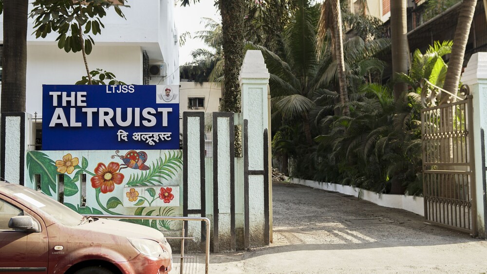 The Altruist Business Hotel NM-2