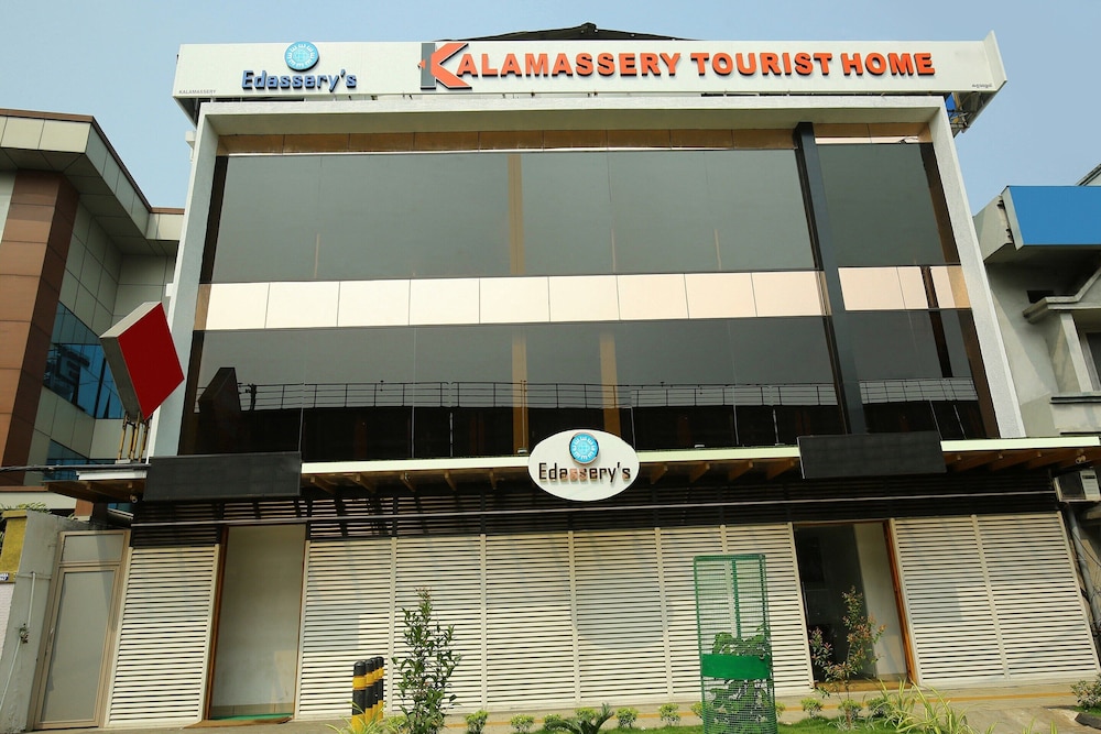 Super Townhouse Edasserys Kalamassery Tourist Home