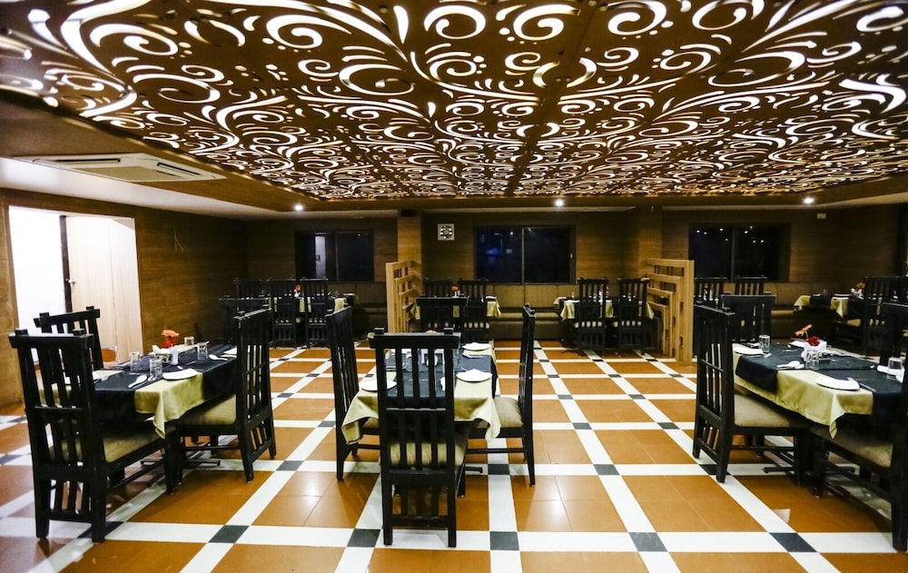 Trupti International, Hubli