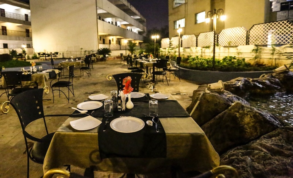 Trupti International, Hubli