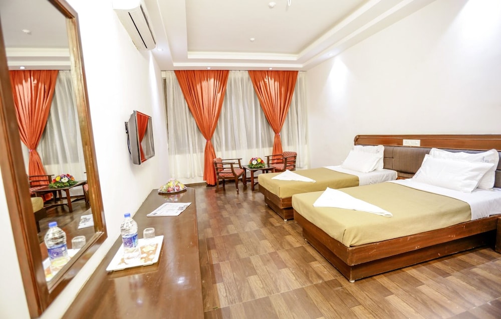 Trupti International, Hubli