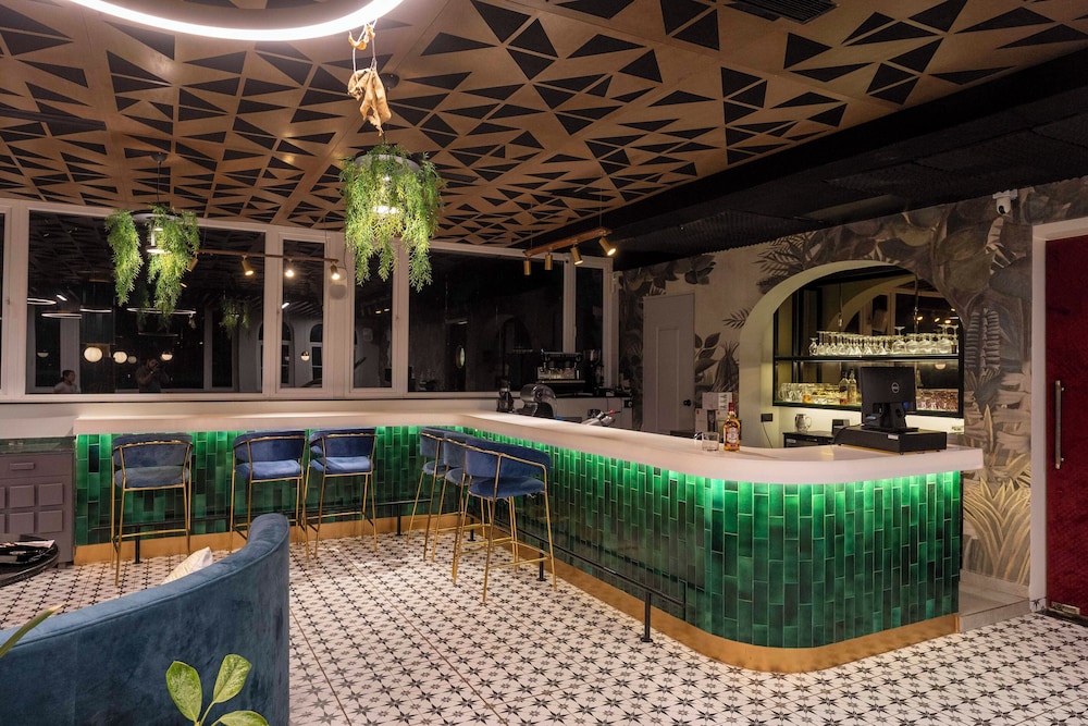 The Eden Inn By The Saga Stays