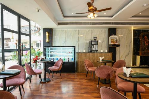 Hotel Krishna Deluxe - By RCG Hotels