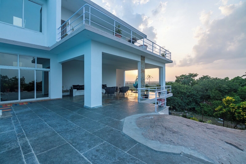 Bliss Farm Stay- Hilltop