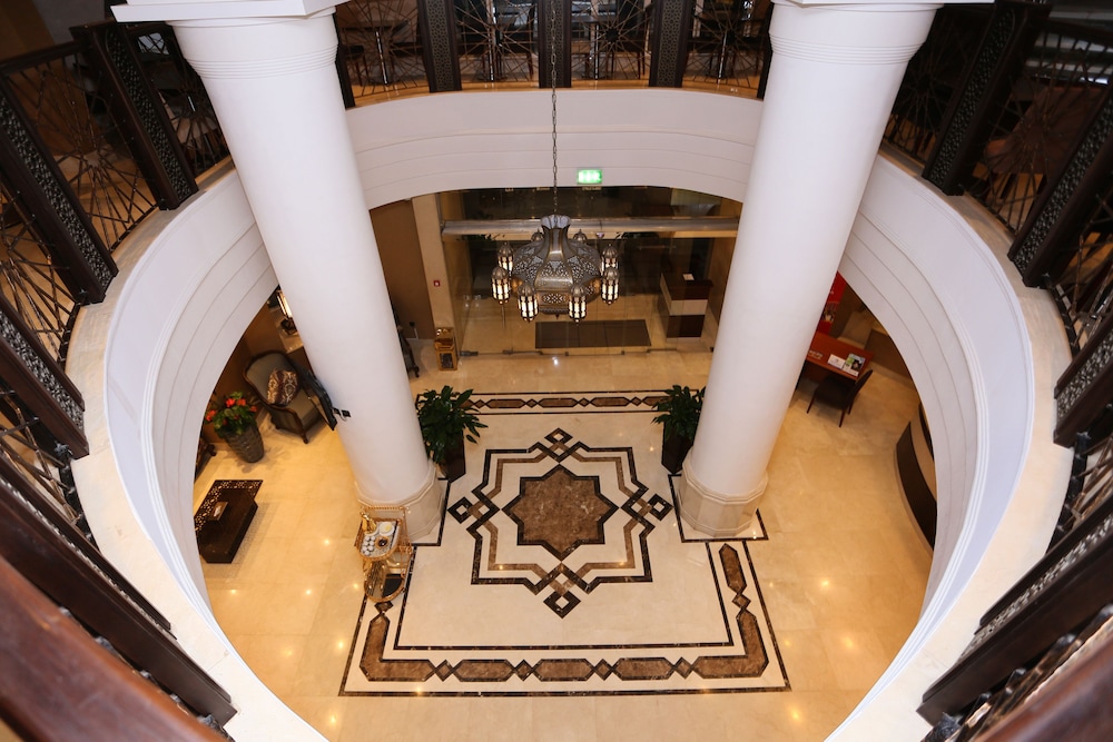 Al Hamra Hotel