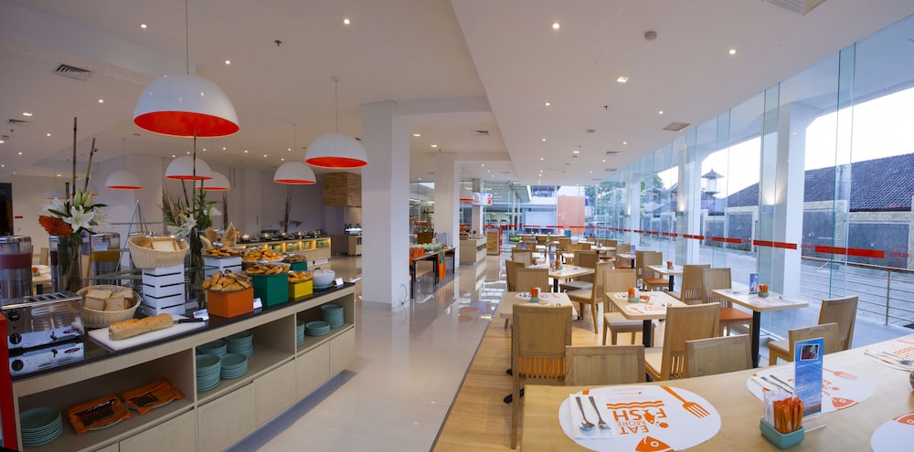 Harris Hotel and Conventions Denpasar Bali