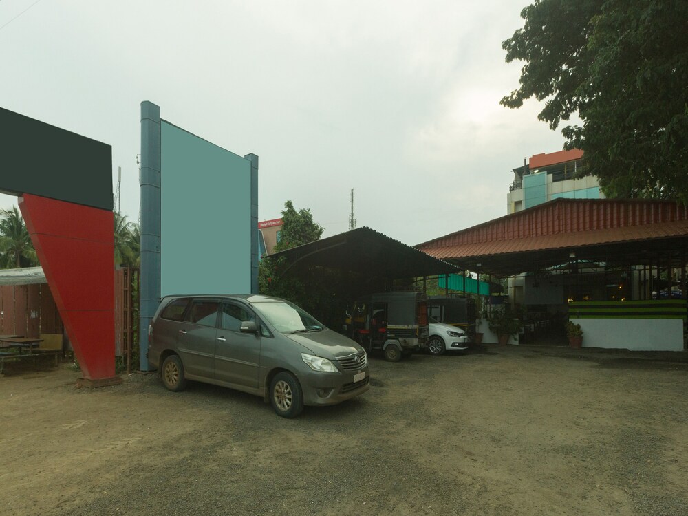 OYO 18893 Hotel Shweta