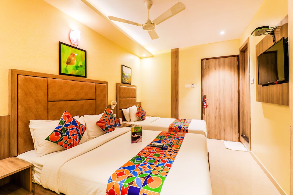 Hotel Lotus Grand