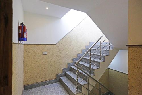 Hotel Iconic Near Delhi Igi International Airport