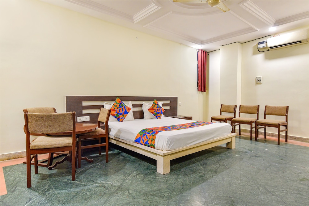 FabHotel Jaipur Classic