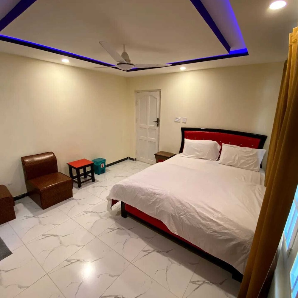 Elli's Luxus Hotel & Restaurant