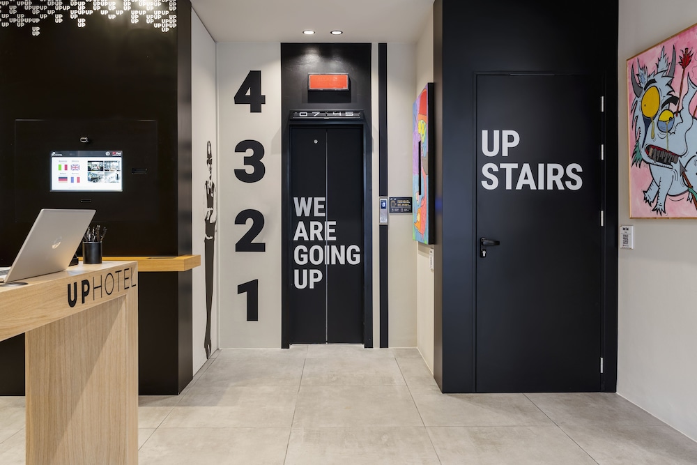 Up Hotel
