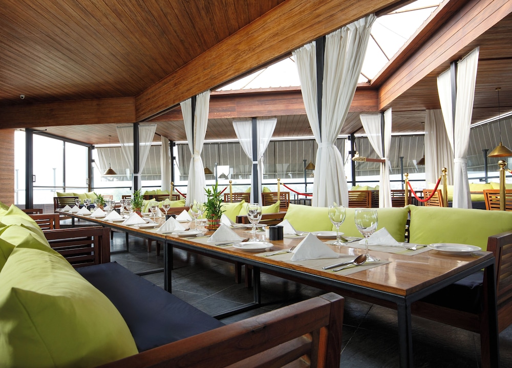 Hotel Ambassador by ACE Hotels
