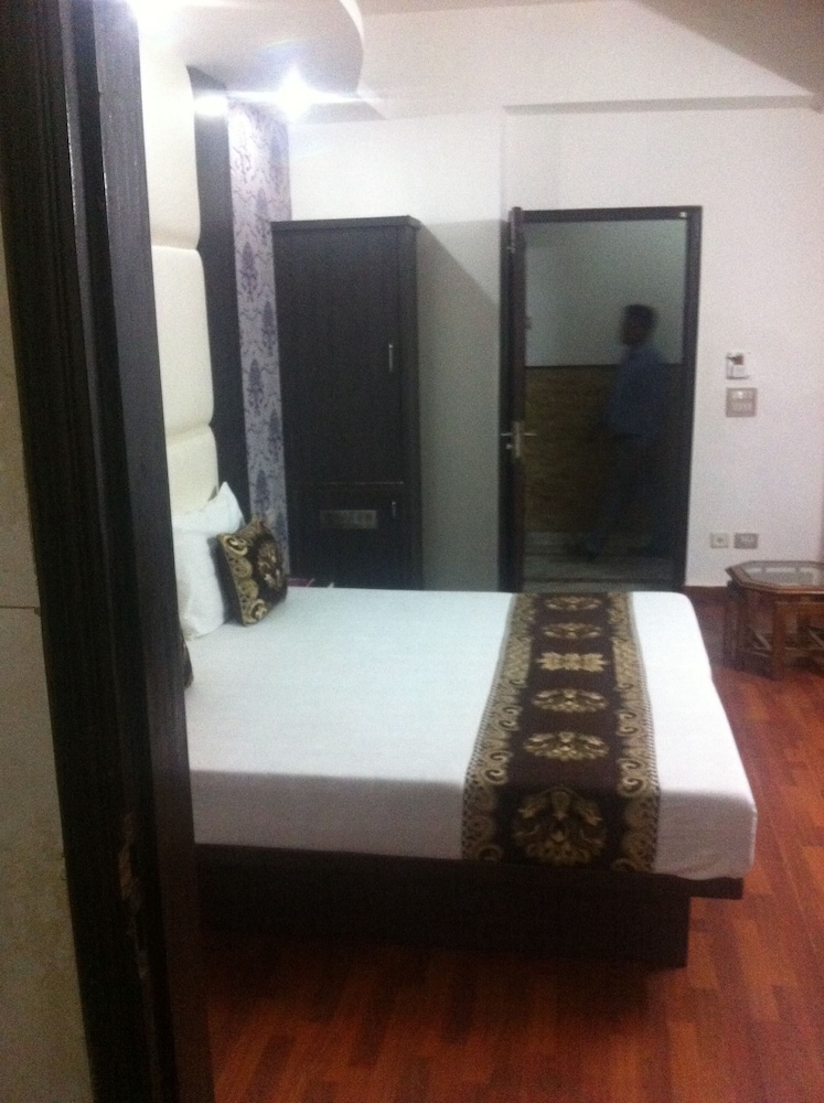 Hotel Karat 87 Inn