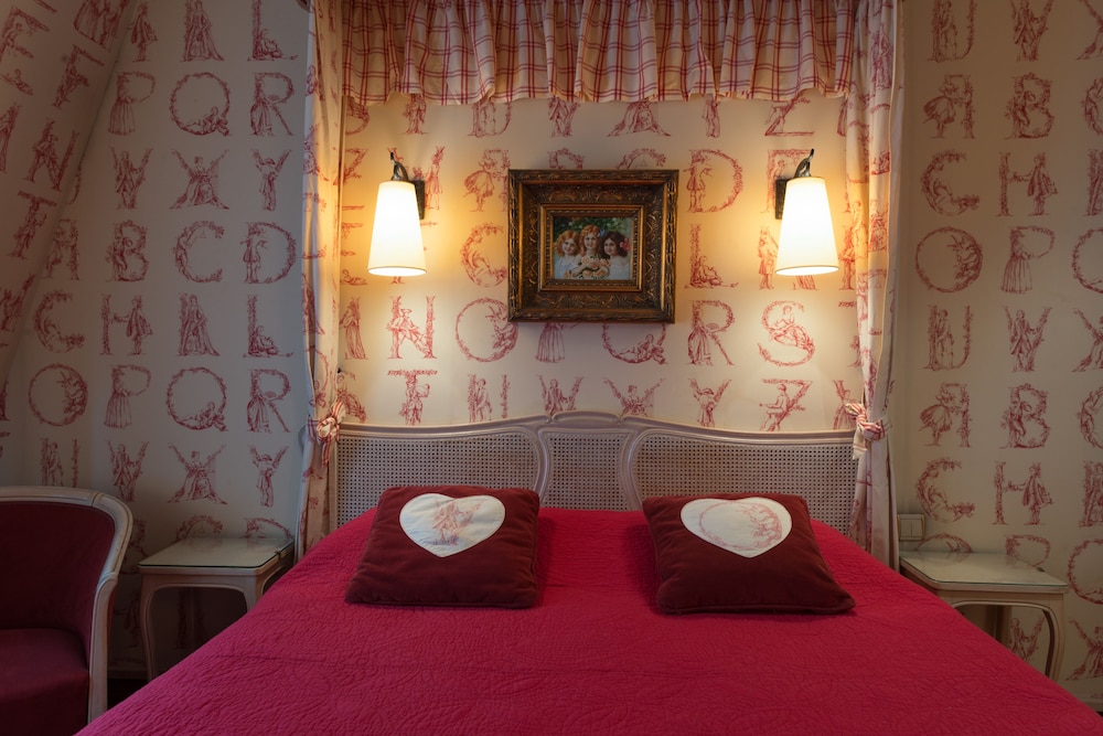 Neuilly Park Hotel