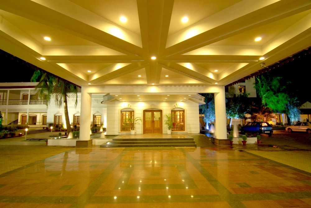 Chanakya BNR Hotel
