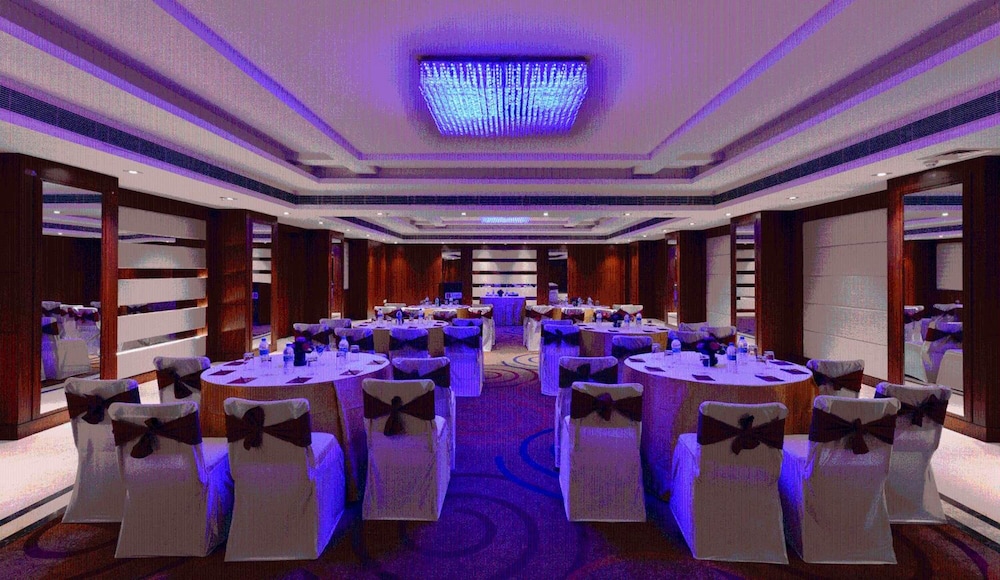 Lords Plaza Jaipur