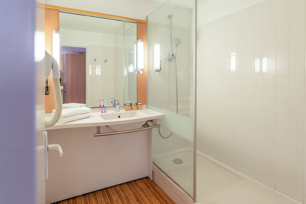 ibis Paris 17 Clichy-Batignolles