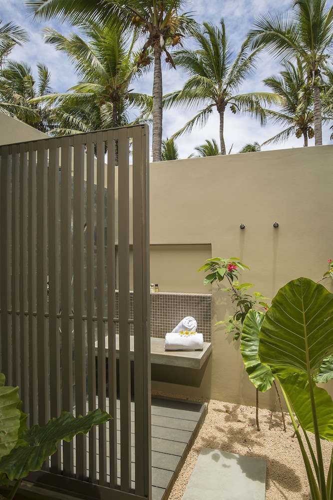 Anahita Golf & Spa Resort
