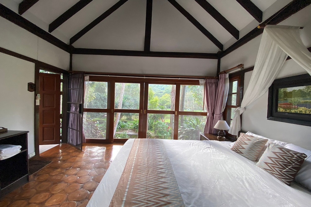 Phu Ing Fah Resort