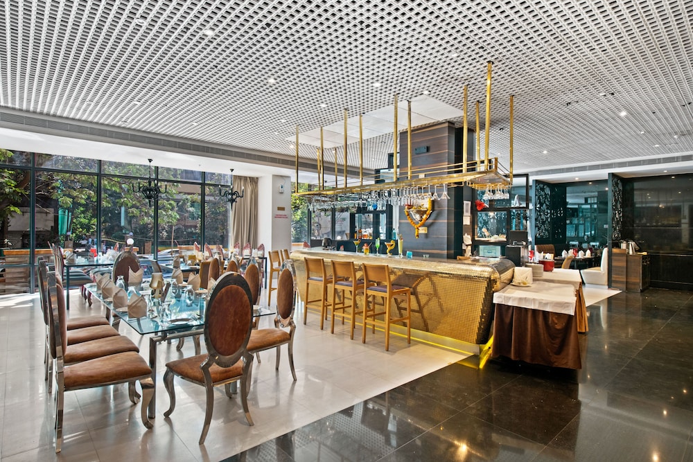 Hotel Satkar Grande