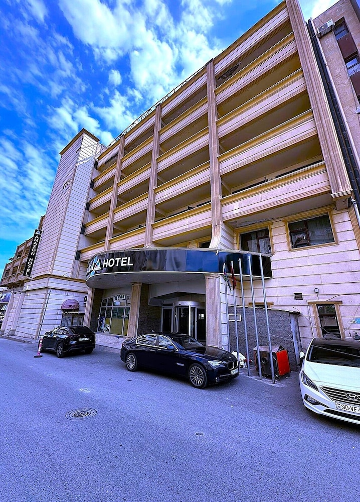 Amazon Hotel - Free Massage