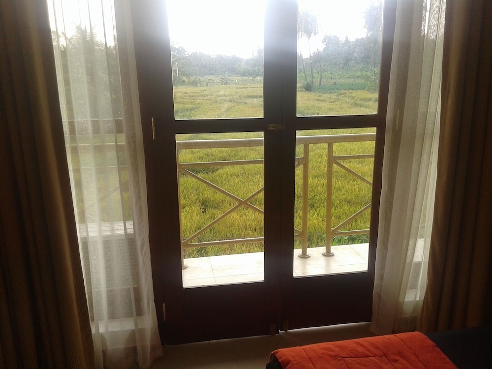 Pelwehera Village Resort