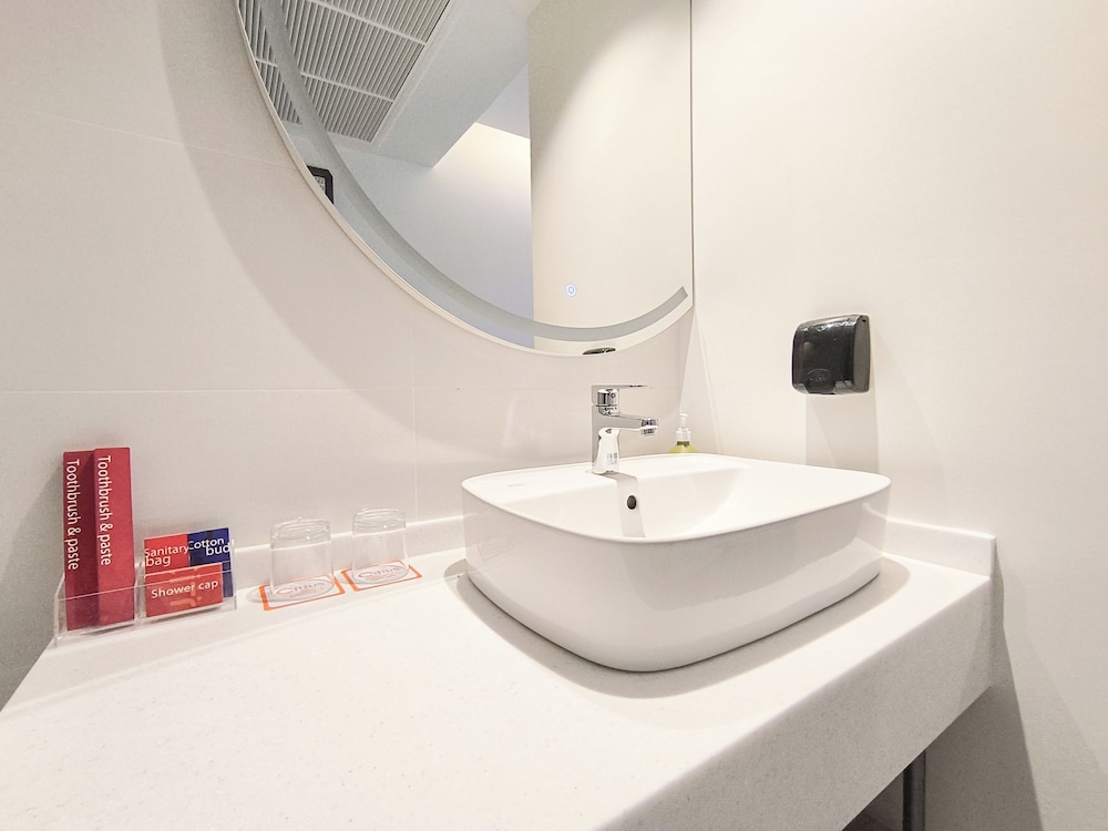 CITICHIC Sukhumvit 13 Bangkok by Compass Hospitality