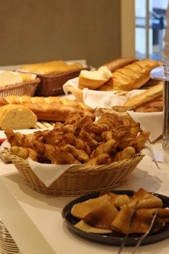 Marjan Plaza Hotel