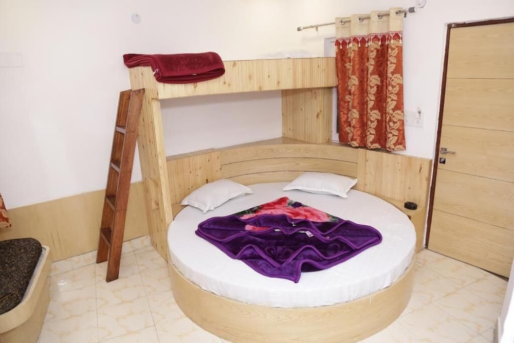 Kuldeep Guest House