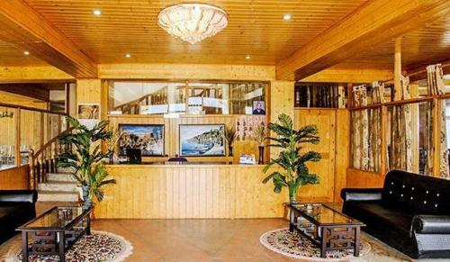 Hotel Signature