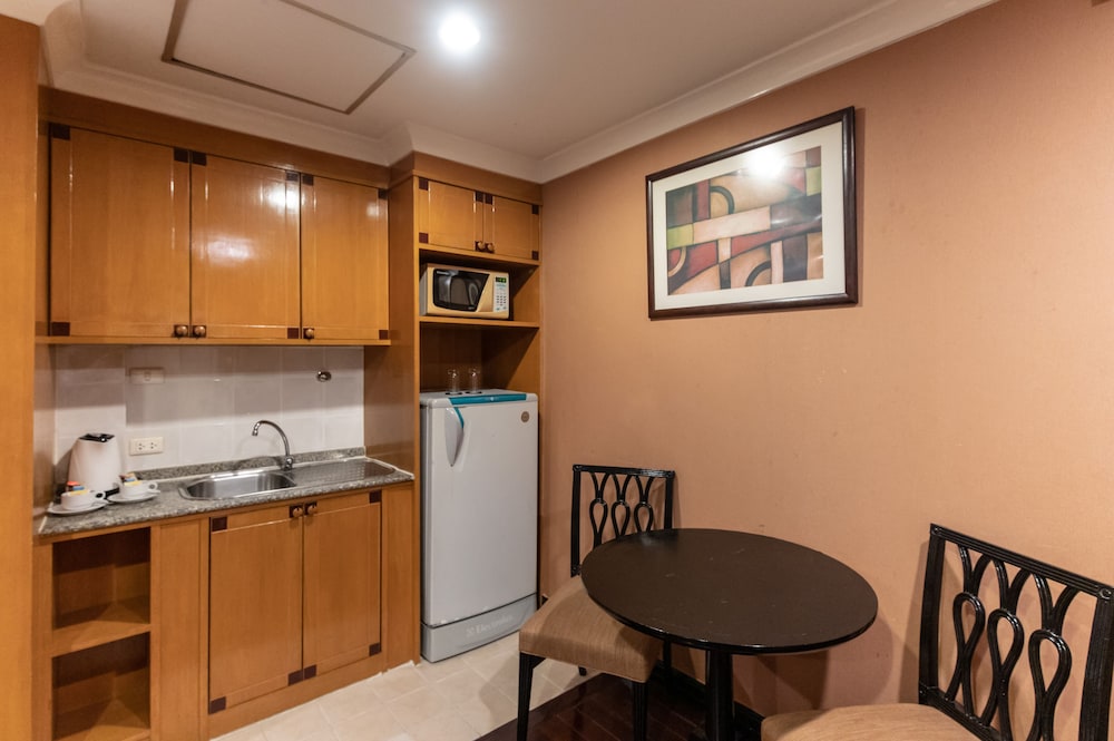 Admiral Suites Bangkok