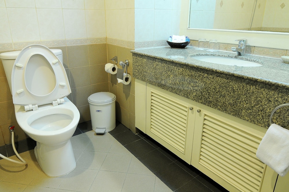 Admiral Suites Bangkok