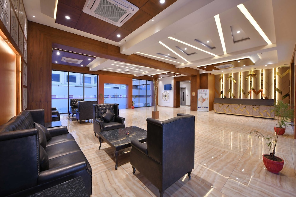Clubhouse by CheckIn  Hotel Morbi