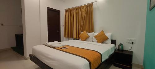 Hotel Dhruv Palace Bengaluru