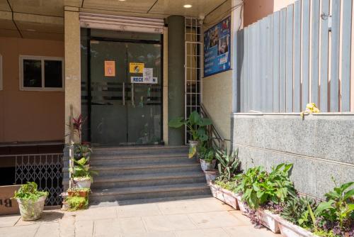 Hotel Dhruv Palace Bengaluru