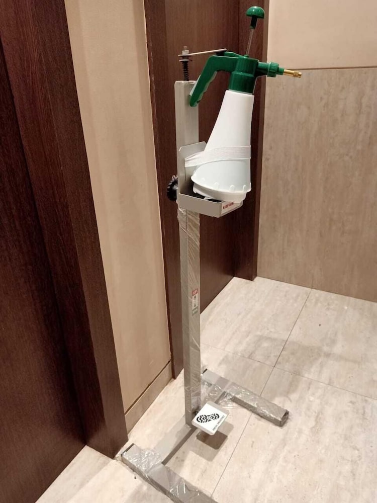 Hotel Monarch Guestline in MIDC Rabale
