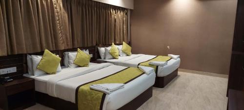 Hotel Central Plaza - Siliguri