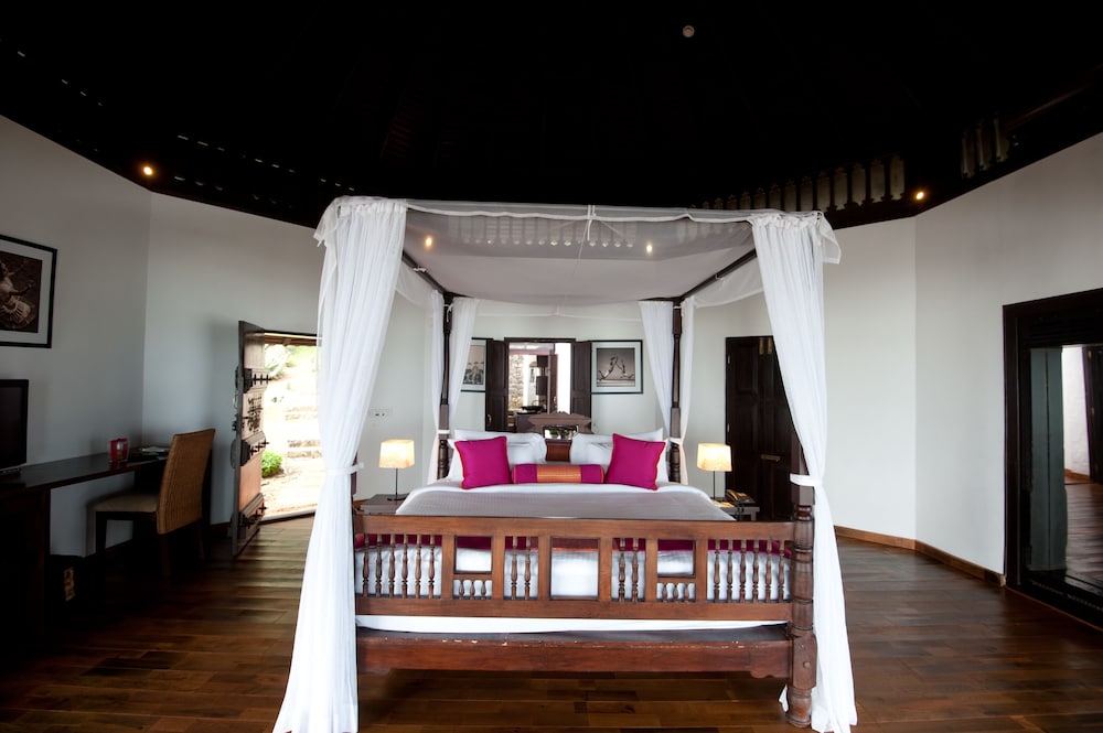 Niraamaya Retreats Surya Samudra Kovalam