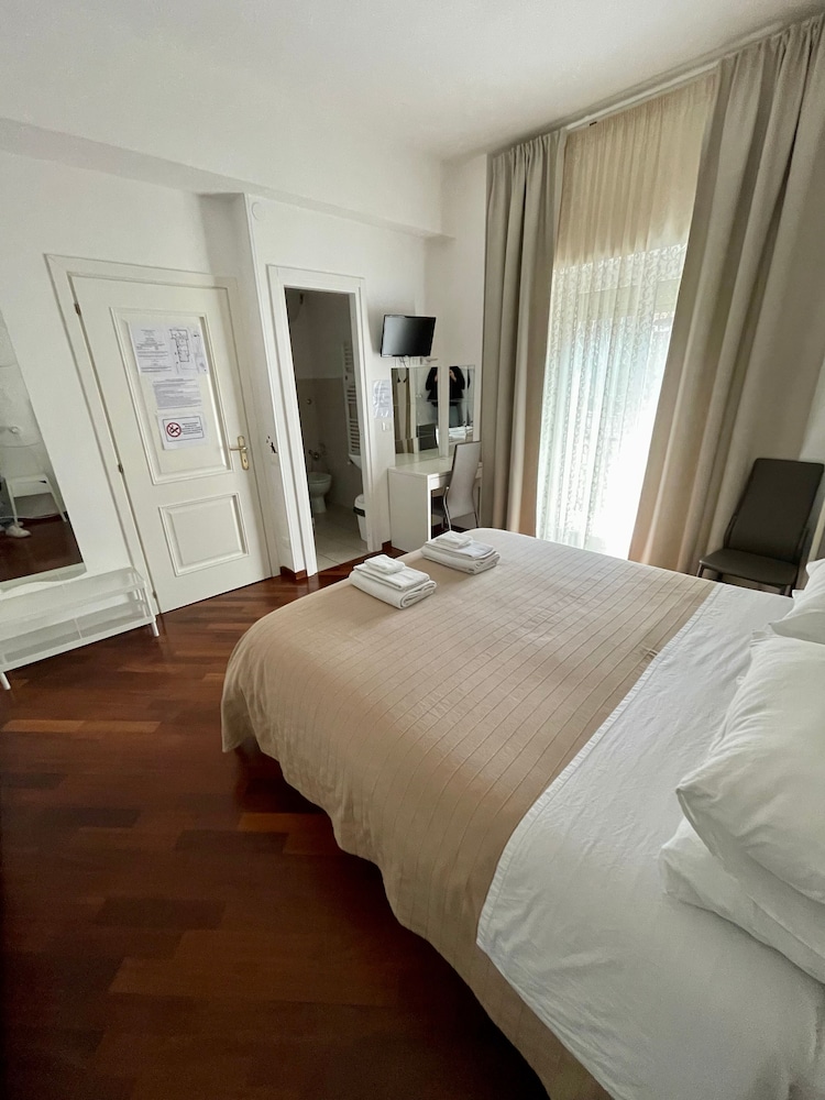 Casa Mia Guesthouse