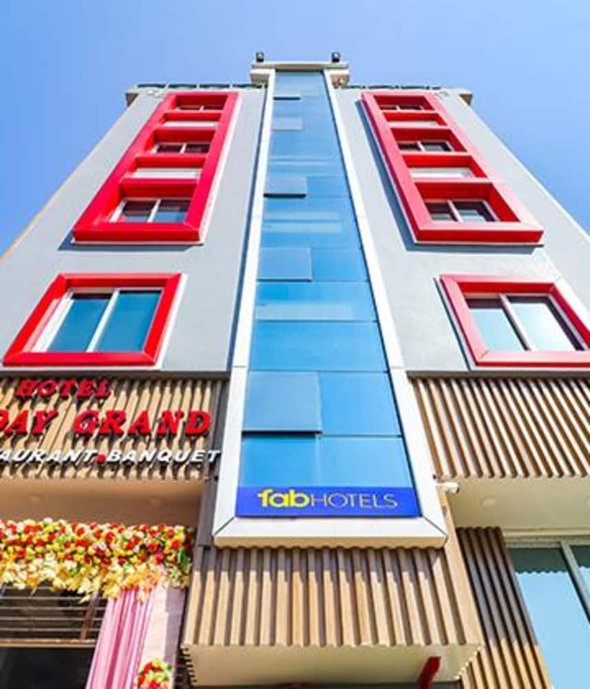 FabHotel Holiday Grand