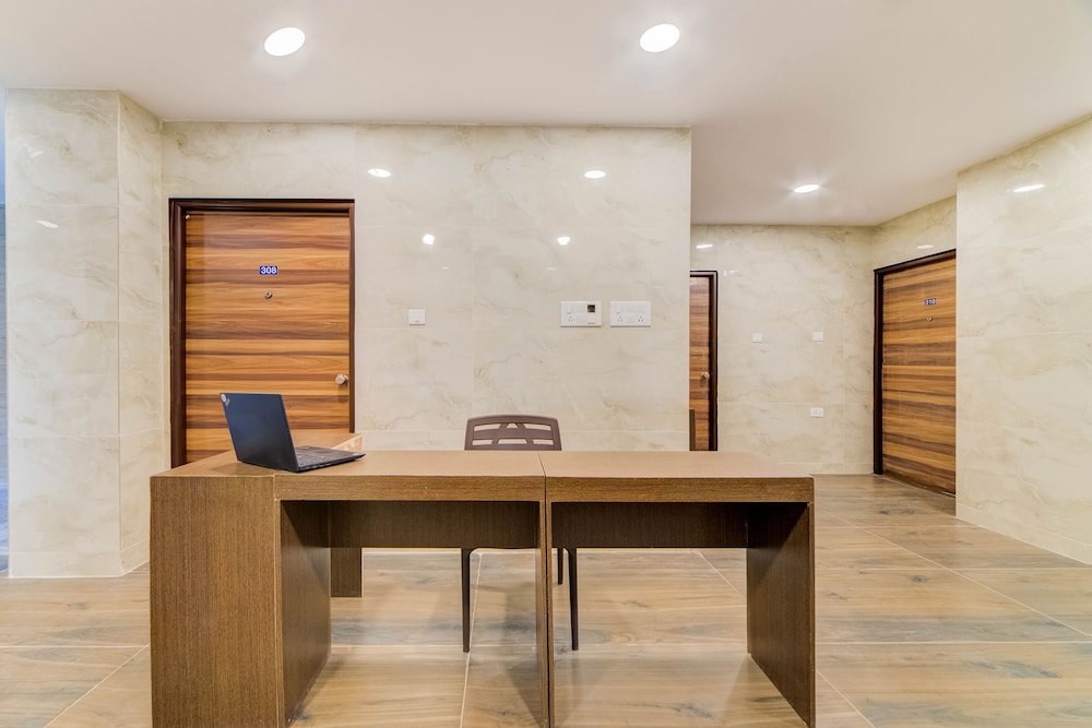 Seven A Luxury Hotel