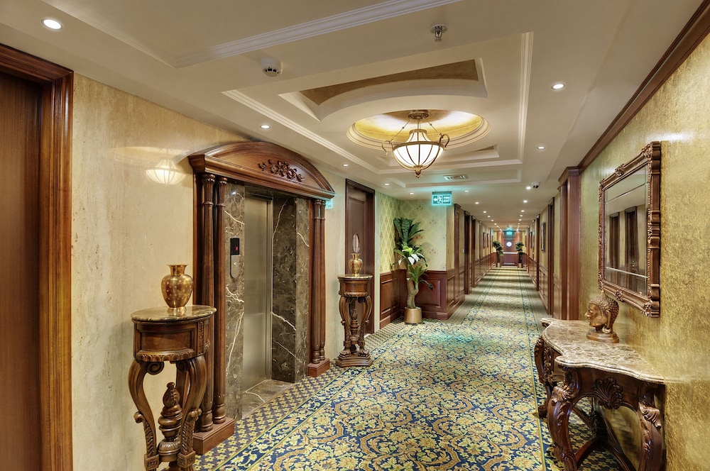 Express Inn The Business Luxury Hotel