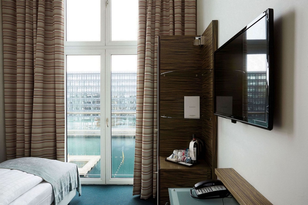 Copenhagen Island Hotel