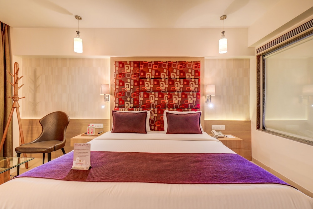 The SSK Solitaire Hotel and Banquets