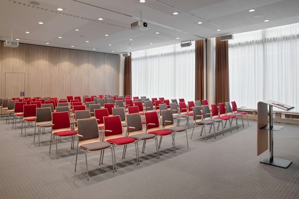 IntercityHotel Frankfurt Hauptbahnhof